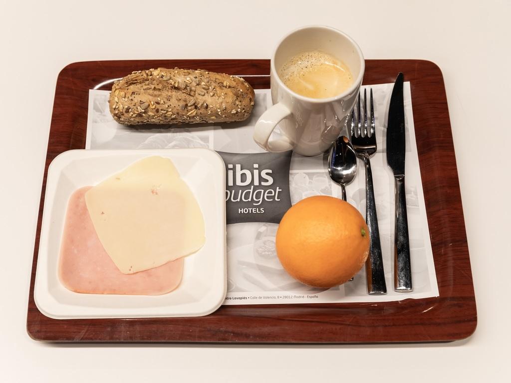 Ibis Budget Madrid Centro Lavapies Esterno foto