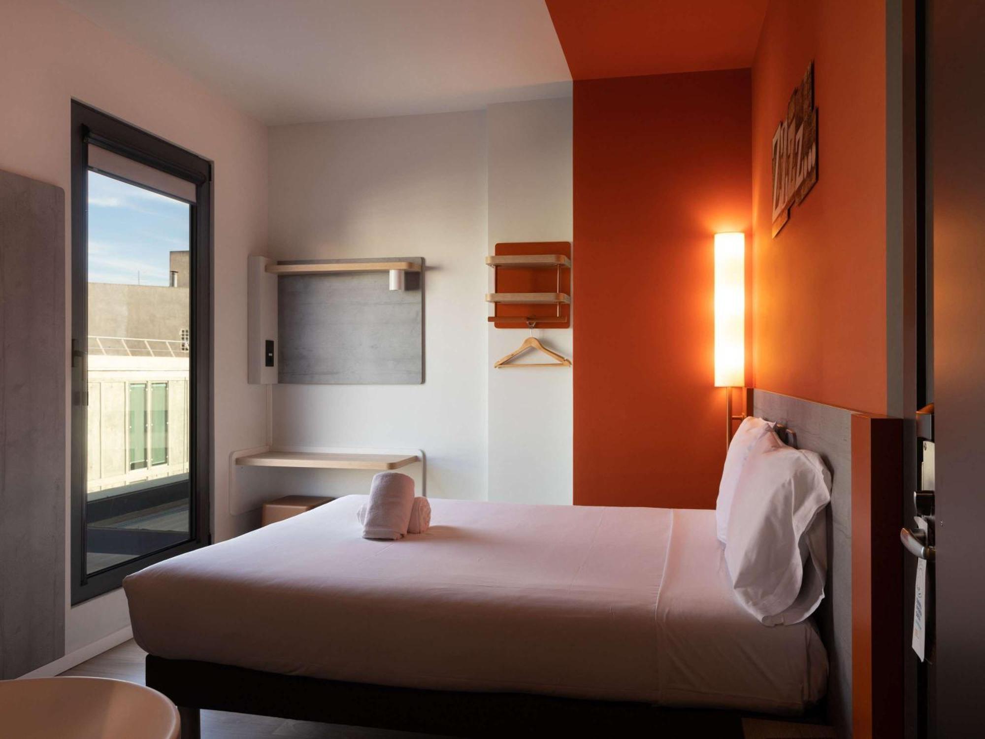 Ibis Budget Madrid Centro Lavapies Esterno foto