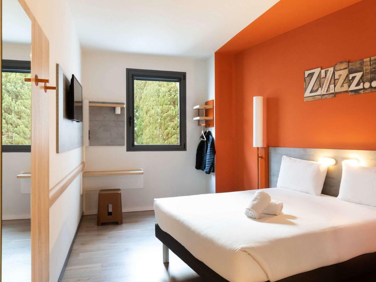 Ibis Budget Madrid Centro Lavapies Esterno foto